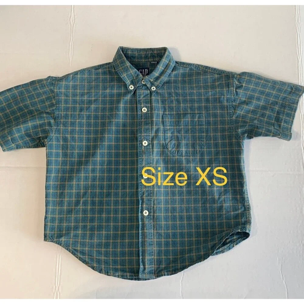 Gap Button up shirt Size XS